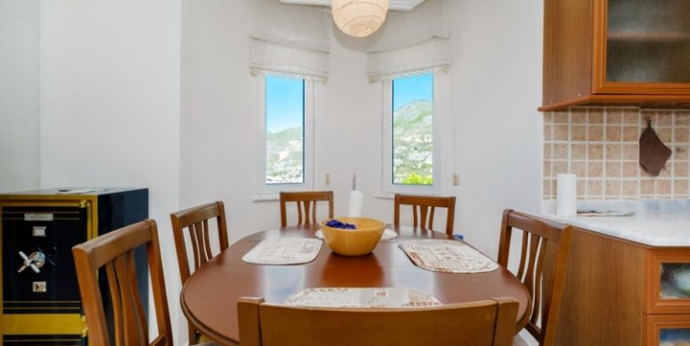 alanya penthouse with fantastic view in tepe 13
