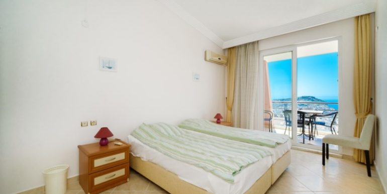 alanya penthouse with fantastic view in tepe 26