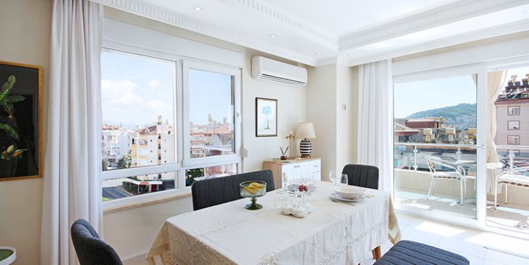 alanya zentrum penthouse 4+1 in renoviertem zustand 9