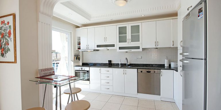 alanya zentrum penthouse 4+1 in renoviertem zustand 10