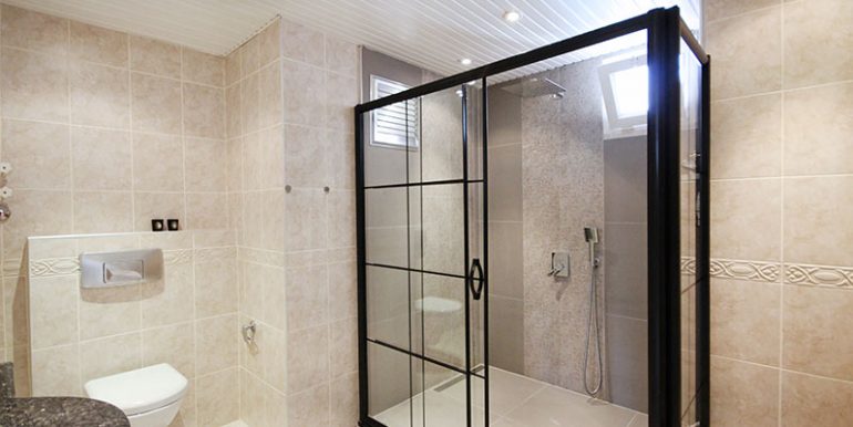 alanya zentrum penthouse 4+1 in renoviertem zustand 31