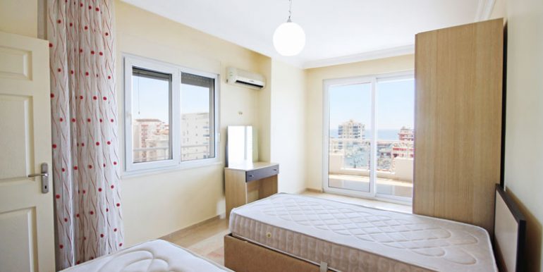 möbelierte 5 zimmer penthouse strandnahe in alanya 26