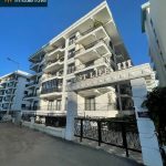 Yeni inşa edilmiş penthouse Alanya plaja yakın, iyi döşenmiş