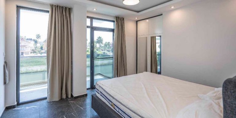 strandnahe private villa in alanya konakli zu verkaufen 24