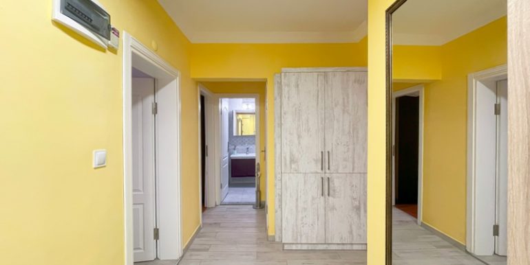 Komplett Renovierte 4-Zimmer Strand Wohnung in Tosmur 27