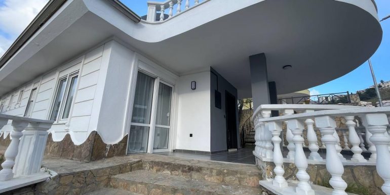 Strandnahe Komplett Renovierte Villa Alanya für 229.000Euro 1