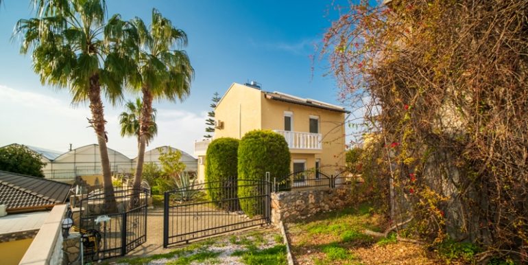 Strandnahe Villa in Alanya Konakli für 300.000 Euro zu Verkaufen 4