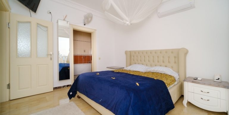 Strandnahe Villa in Alanya Konakli für 300.000 Euro zu Verkaufen 25