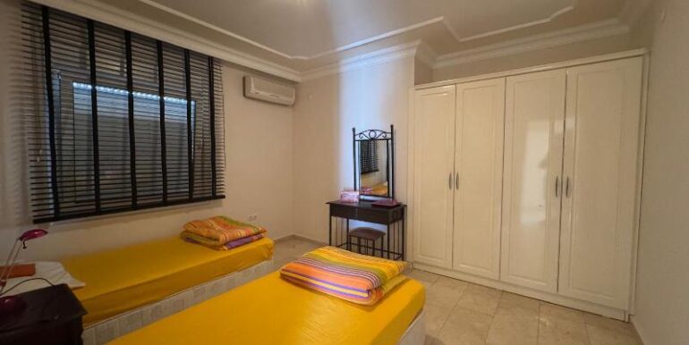 4 Zimmer Villa Alanya mit Pool und Garage 7