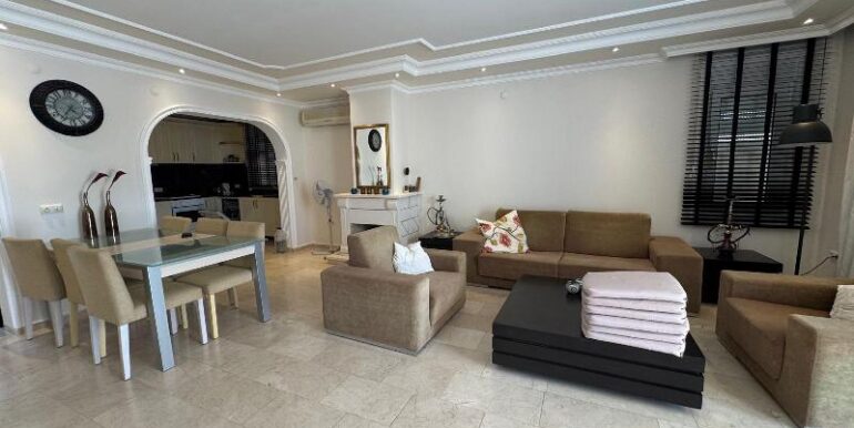 4 Zimmer Villa Alanya mit Pool und Garage 15