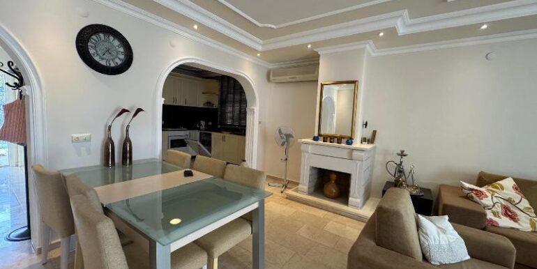 4 Zimmer Villa Alanya mit Pool und Garage 16