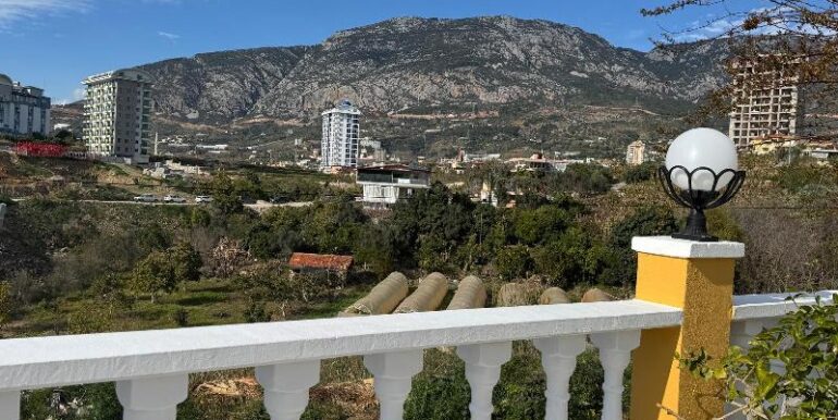 4 Zimmer Villa Alanya mit Pool und Garage 17