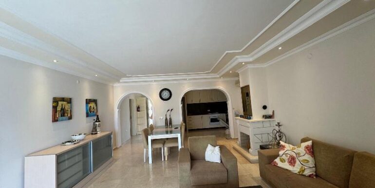 4 Zimmer Villa Alanya mit Pool und Garage 20