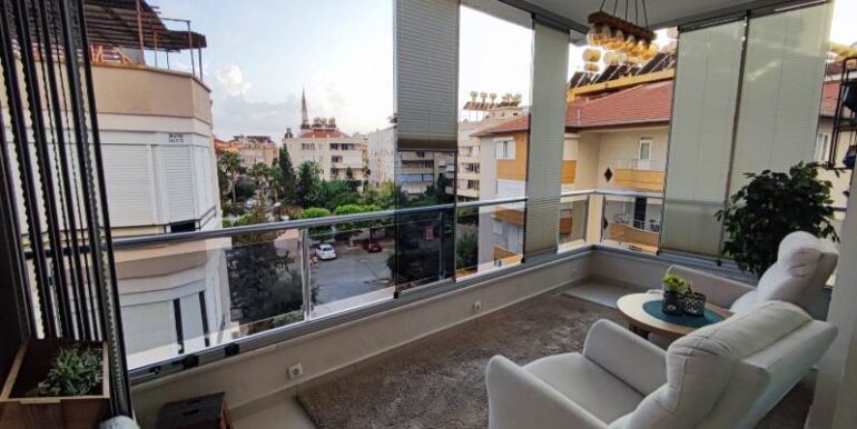 6 zimmer dublex wohnung 800m zum kleopatrastrand 15