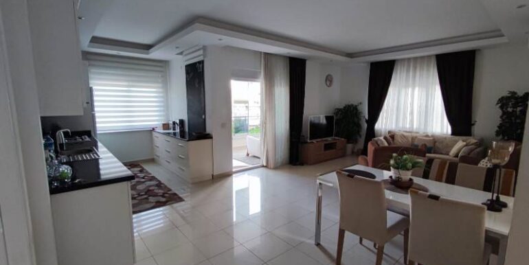6 zimmer dublex wohnung 800m zum kleopatrastrand 17