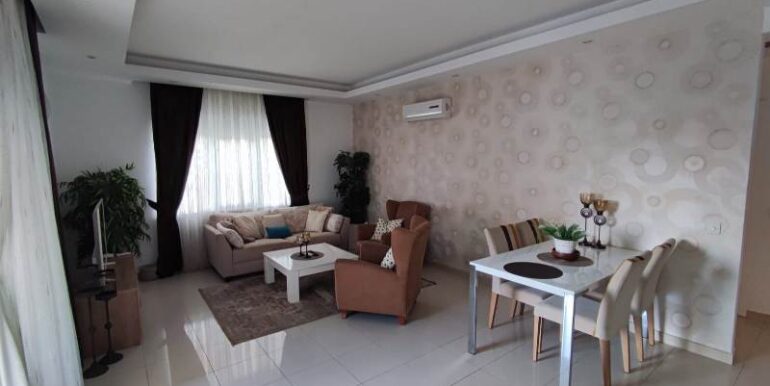 6 zimmer dublex wohnung 800m zum kleopatrastrand 29