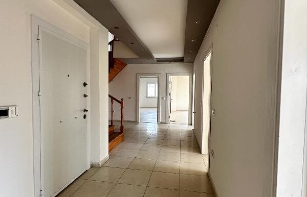 Grosse Neubau Penthouse Dublex Wohnung für 200.000 euro 12