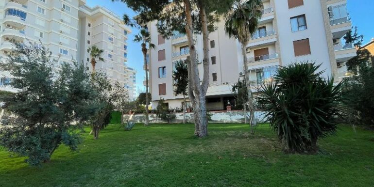 3 zimmer strandwohnung mit getrennte küche 145.000 euro 2