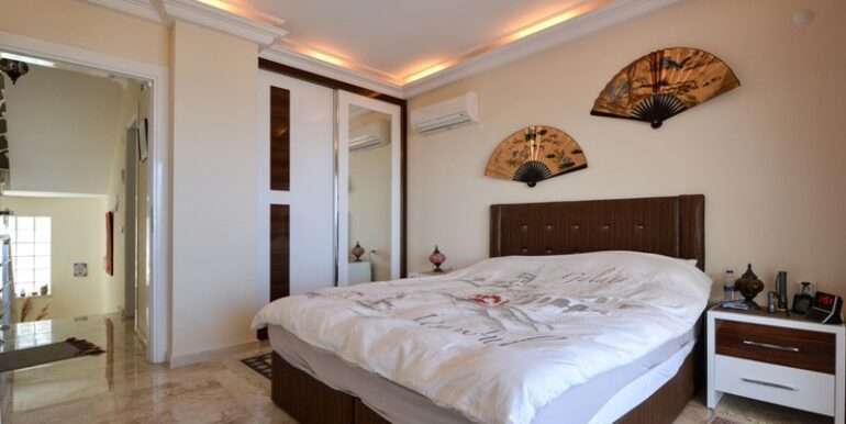 GROSSE MEERBLICK VILLA ALANYA FÜR 325.000 EURO 11