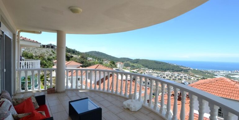 GROSSE MEERBLICK VILLA ALANYA FÜR 325.000 EURO 13