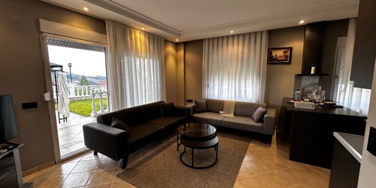 KOMPLETT RENOVIERTE VILLA ALANYA 250.000EURO 6