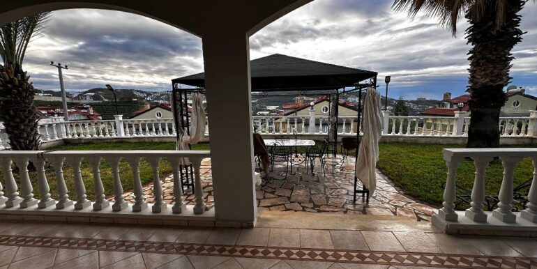 KOMPLETT RENOVIERTE VILLA ALANYA 250.000EURO 25