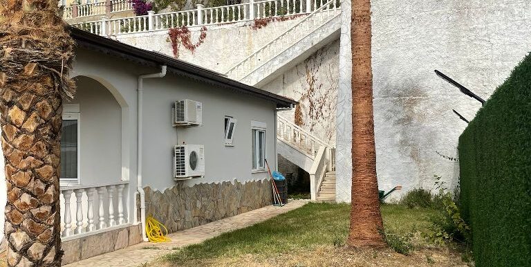 KOMPLETT RENOVIERTE VILLA ALANYA 250.000EURO 31