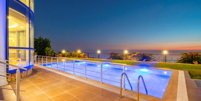 NEUBAU LUXUS VILLA ALANYA TEPE BEKTAS 18