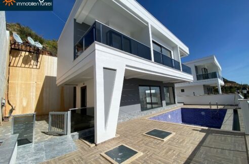 NEUBAU PRIVATVILLA ALANYA BEKTAS