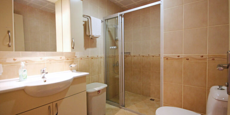 STRANDNAHE GROSSE PENTHOUSE ZU VERKAUFEN 15