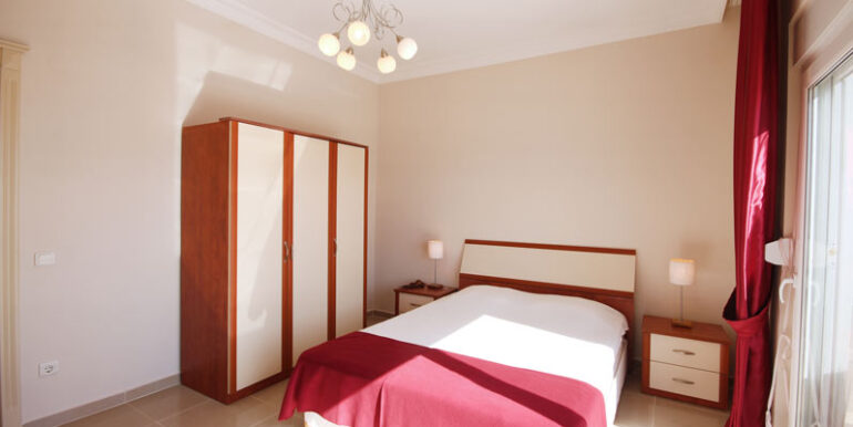 STRANDNAHE GROSSE PENTHOUSE ZU VERKAUFEN 23