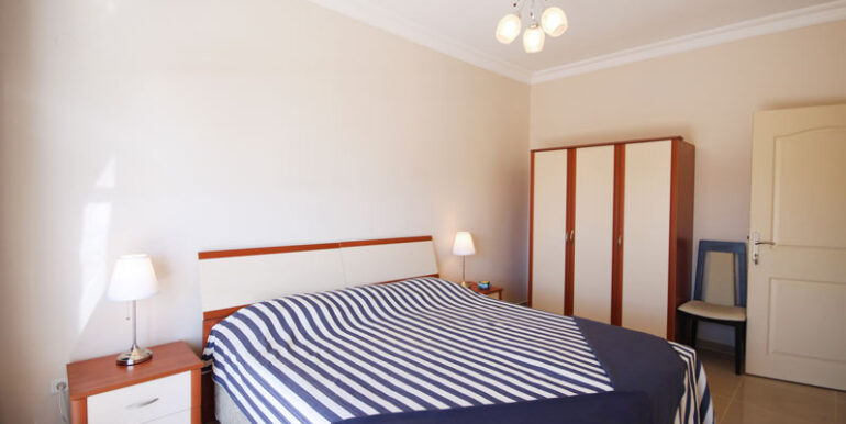 STRANDNAHE GROSSE PENTHOUSE ZU VERKAUFEN 27