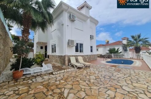 Alanya Private Villa für 335.000 Euro zu Verkaufen 1