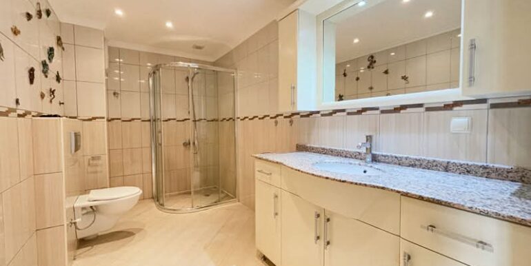 Große 3-zimmer-residenz Wohnung mit Meerblick 12