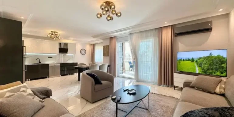 Komplett Renovierte Residenz Wohnung 5678 12
