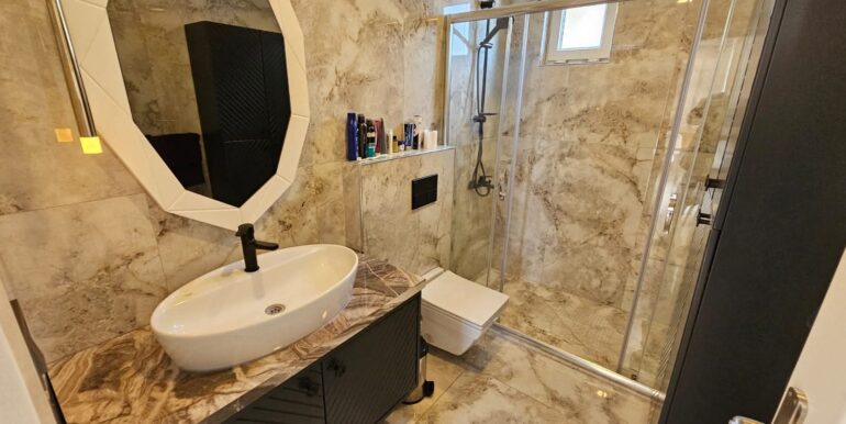 Meerblick Villa in Alanya für 349.000 Euro 5