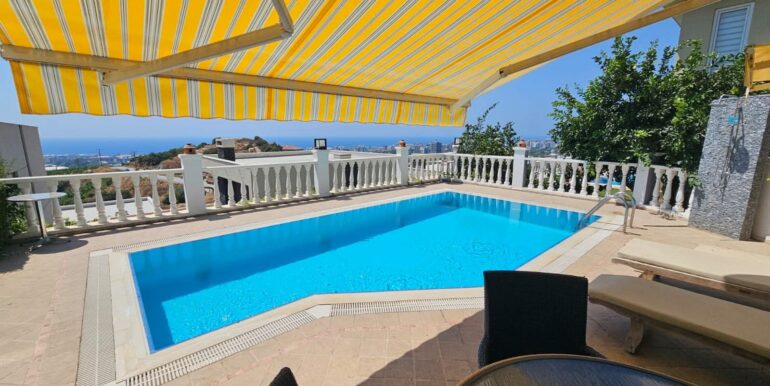 Meerblick Villa in Alanya für 349.000 Euro 23