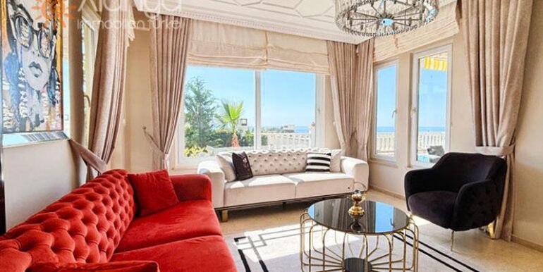 Meerblick Villa in Alanya für 349.000 Euro 27