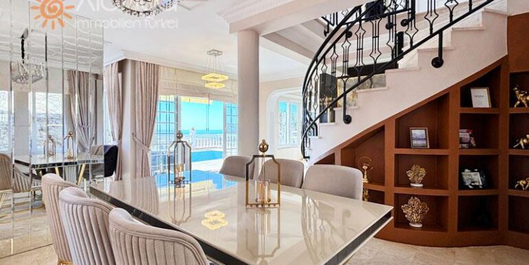 Meerblick Villa in Alanya für 349.000 Euro 30