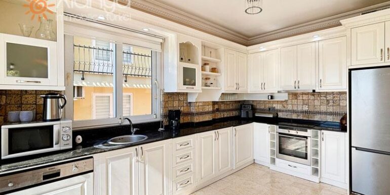 Meerblick Villa in Alanya für 349.000 Euro 33