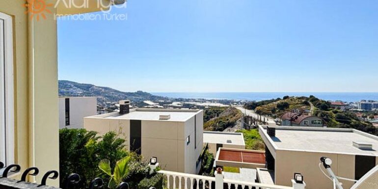 Meerblick Villa in Alanya für 349.000 Euro 42