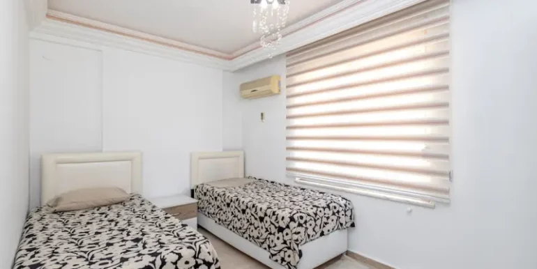 Residenz Wohnung mit Pool & Renoviert 6755 10