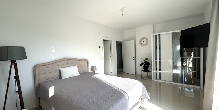 3 Schlafzimmer Luxus Wohnung für 183.000 Euro 9