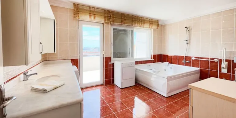 Große Meerblick Penthouse mit Garage 20