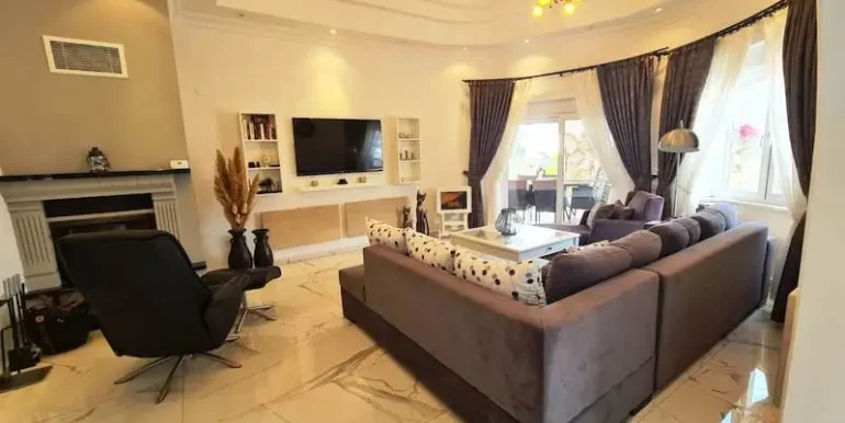 Renovierte Meerblick Villa Privat für 319.000 Euro 3