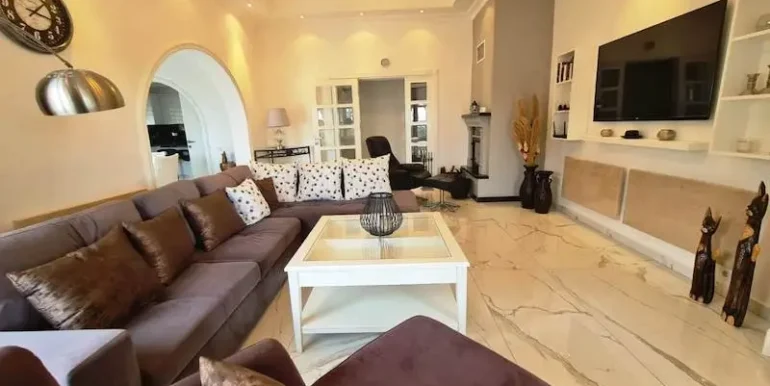 Renovierte Meerblick Villa Privat für 319.000 Euro 4