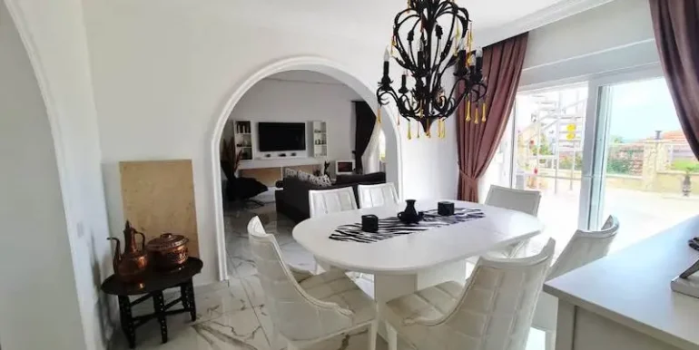 Renovierte Meerblick Villa Privat für 319.000 Euro 7