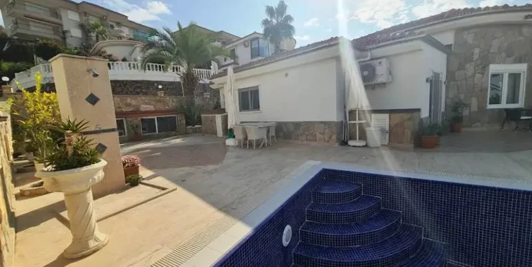 Renovierte Meerblick Villa Privat für 319.000 Euro 10