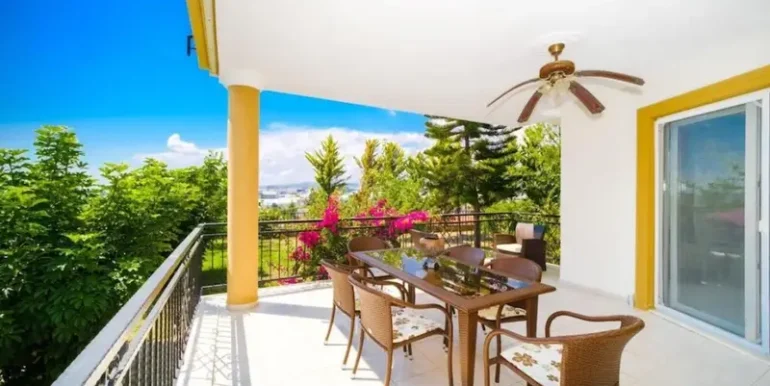 Strand Villa Alanya fur 215.000 Euro 12