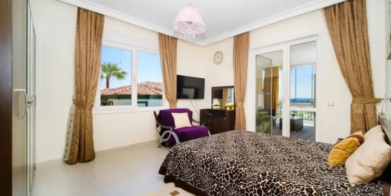 Strand Villa Alanya fur 215.000 Euro 17